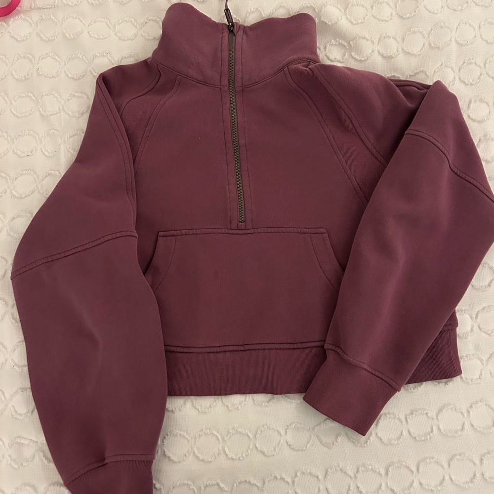 Lululemon Scuba funnel neck